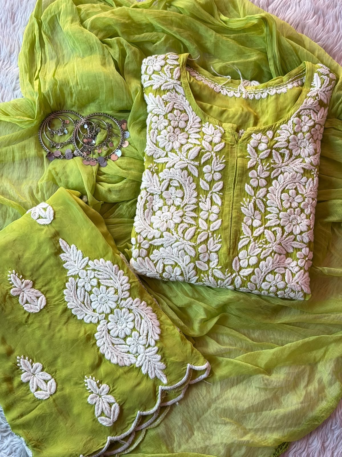 Reshmiya crepe 3 piece set - Image 4